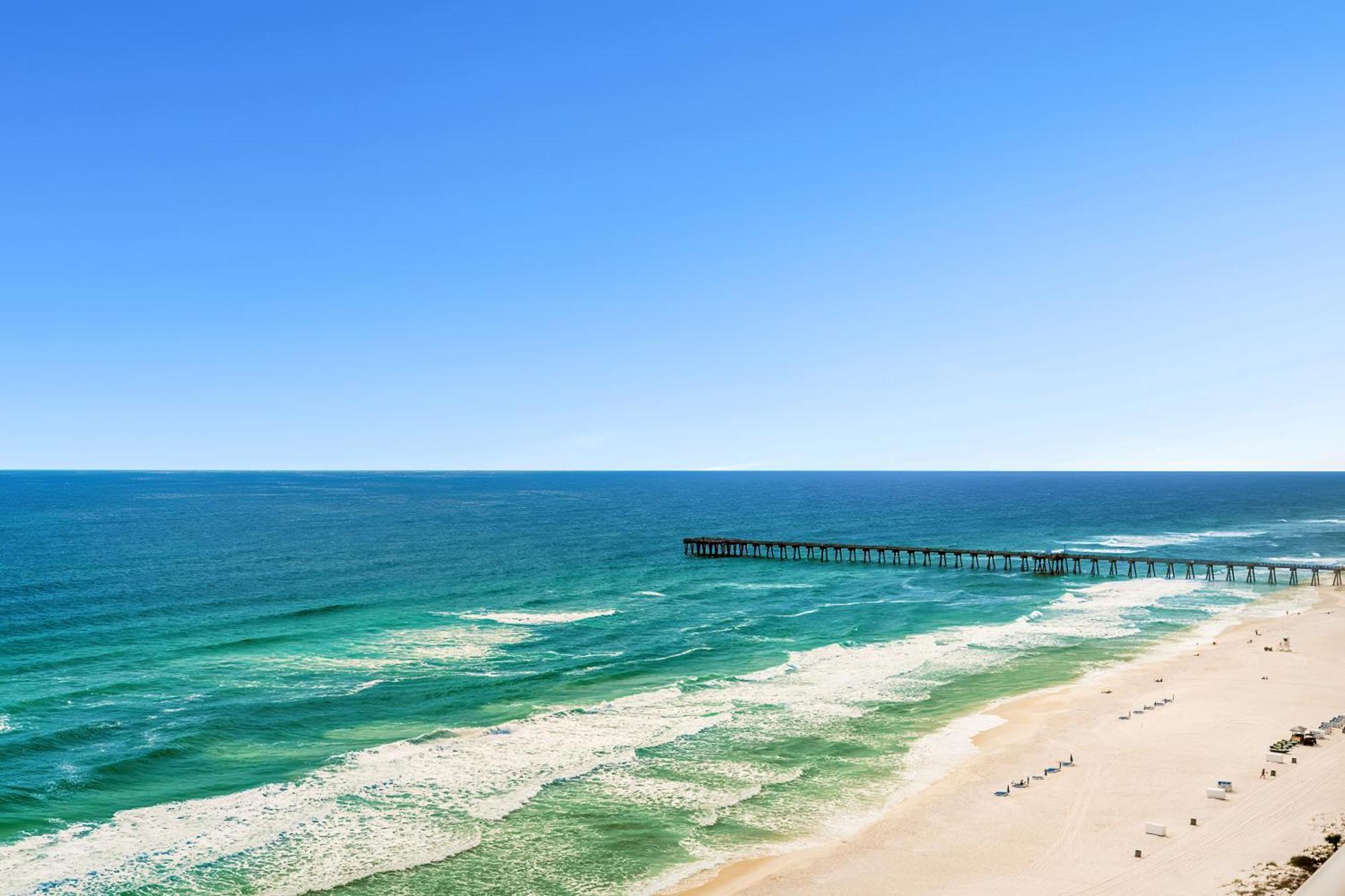 Apartment The Perch-beachfront, Gorgeous Views, 17th Floor!