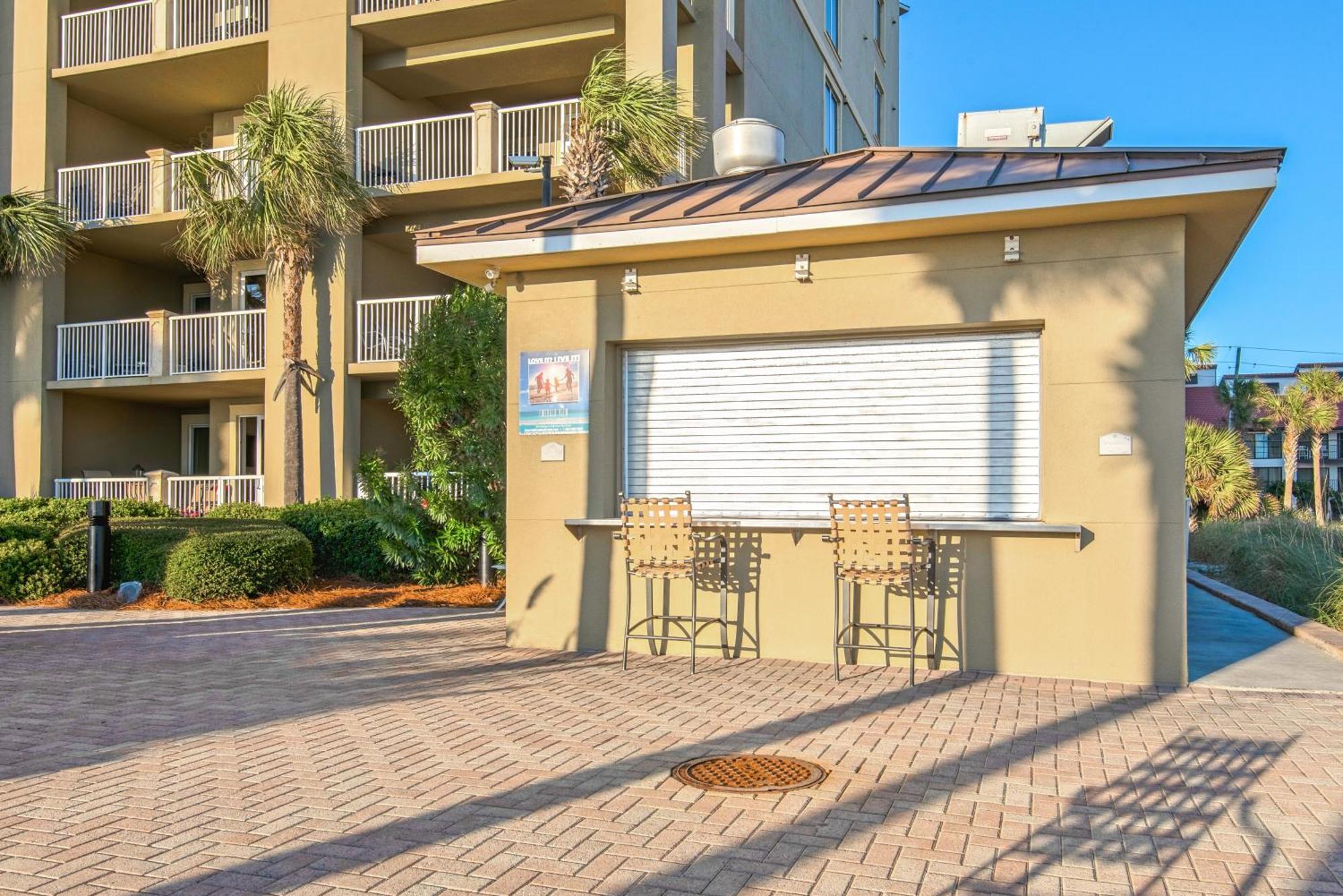 Apartment The Perch-beachfront, Gorgeous Views, 17th Floor! *